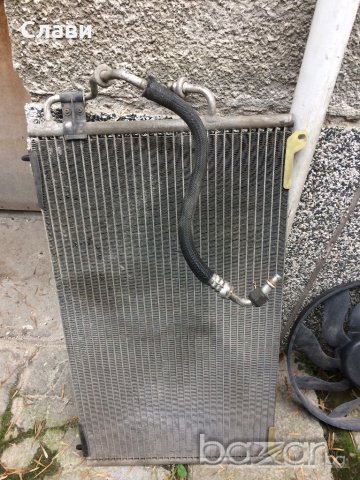 Продавам климатичен радиатор от Пежо 406, снимка 1 - Части - 20239847