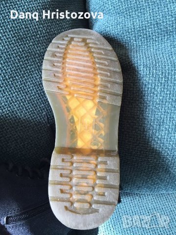 Готини кубинки на Dr.Martens- вече 40лв, снимка 4 - Детски обувки - 24544934