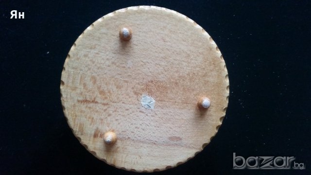 Красива Стара Дървена Кутийка с Дърворезба от 60/70-те, снимка 4 - Антикварни и старинни предмети - 18369003