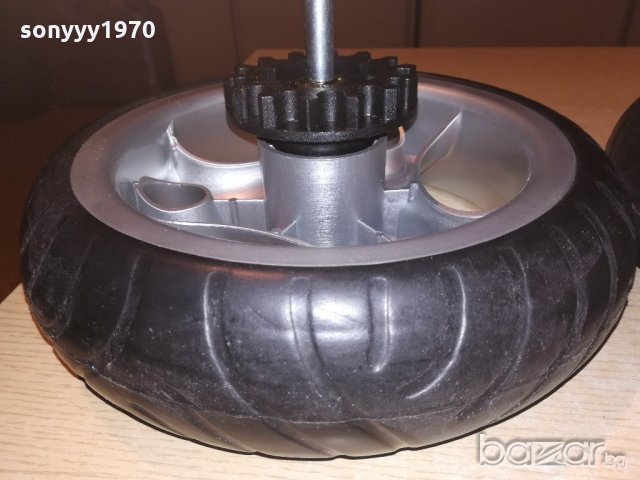 нови плътни гуми с джанти-за колесар за каяк или друго-26х7см, снимка 9 - Водни спортове - 20507832