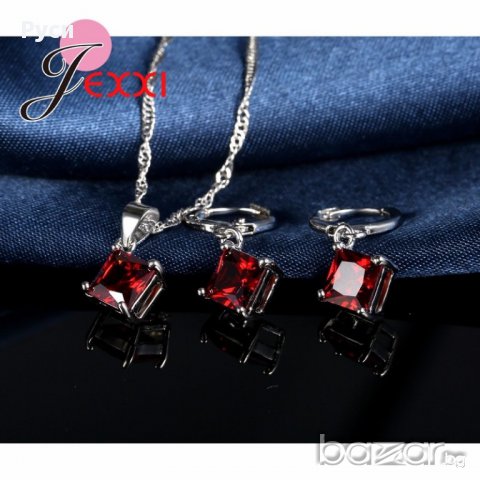 Сет - колие с висулка + обеци, снимка 5 - Бижутерийни комплекти - 17780680