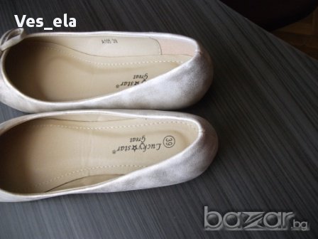 Златисти балеринки с камъни, снимка 5 - Дамски ежедневни обувки - 9914428