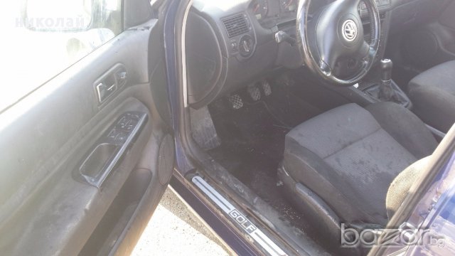 VW Golf 1.9 TDI 110, снимка 12 - Автомобили и джипове - 17962405