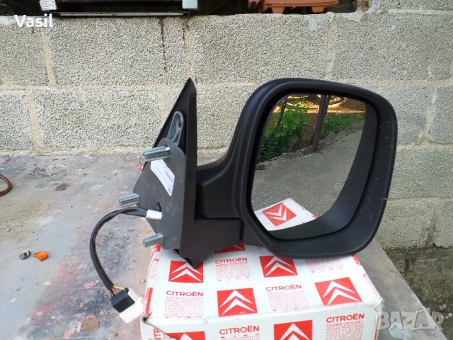 Огледало за Ситроен Берлинго2002/06 оригинално ново, снимка 4 - Части - 25257357