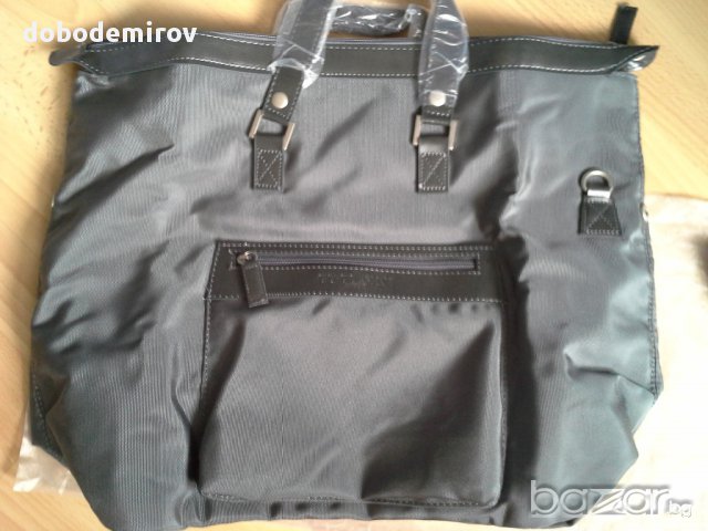 Нова травъл чанта GIORGIO ARMANI PARFUMS оригинал, снимка 7 - Чанти - 12104987