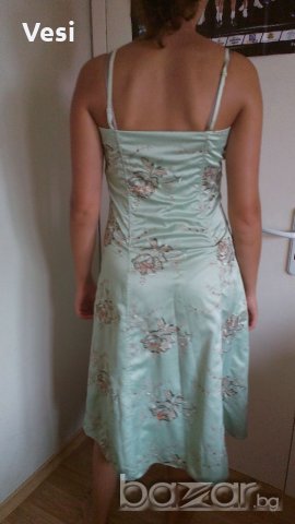 Копринена рокля, снимка 4 - Рокли - 19057431