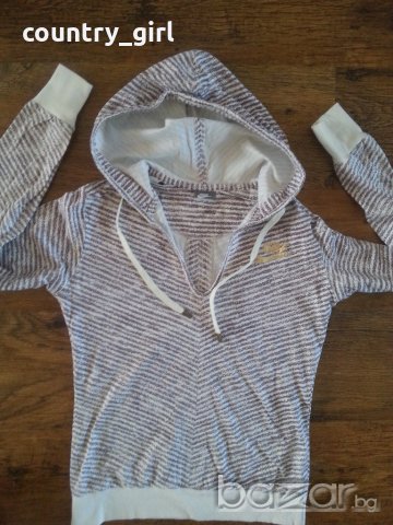 nike  - страхотно дамско горнище, снимка 3 - Спортни екипи - 20447562