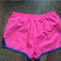 nike running - страхотни дамски шорти, снимка 6 - Къси панталони и бермуди - 25257137