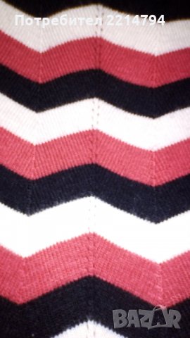 Дамски пуловер, снимка 2 - Блузи с дълъг ръкав и пуловери - 24558929