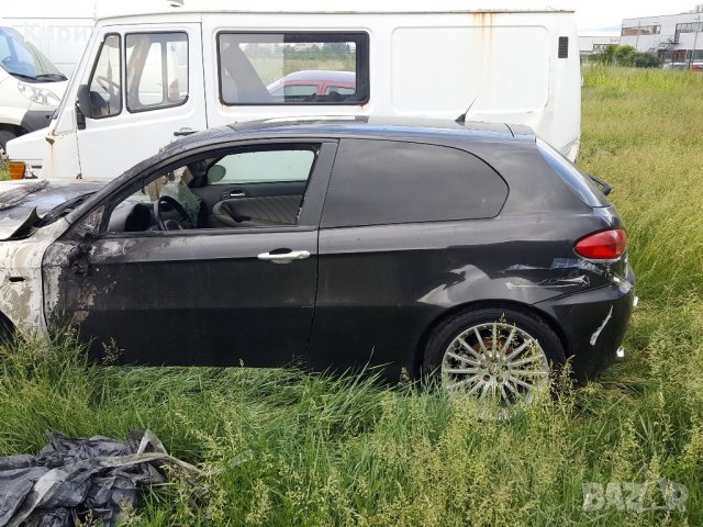 Алфа Ромео 147 1.9 16в 150к.с на части, снимка 3 - Автомобили и джипове - 21712763