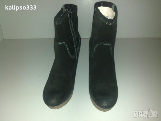 Diesel оригинални обувки, снимка 2 - Дамски боти - 24071230