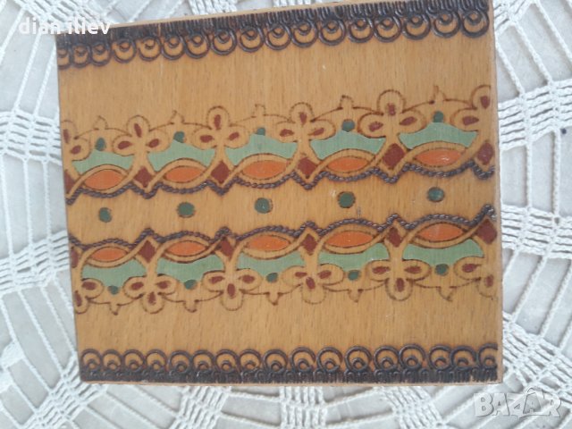 Стара дървена кутия-табакера, снимка 5 - Други ценни предмети - 24962455