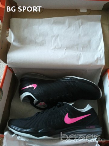 Нови оригинални дамски маратонки Nike Dual Fussion TR 4 PRNT- размер 36, снимка 6 - Маратонки - 16001394