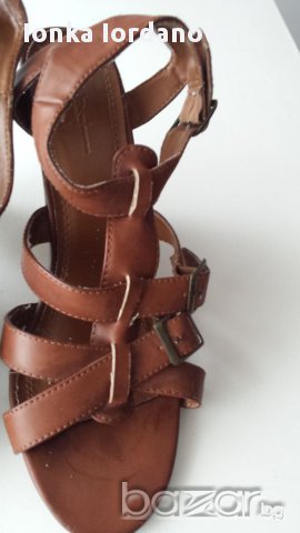 Кожени сандали, номер 39, снимка 2 - Сандали - 17908488