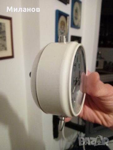 Полски настолен часовник,будилник, снимка 4 - Антикварни и старинни предмети - 24305533