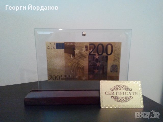 Сувенири 100 златни долара банкноти в стъклена поставка , снимка 14 - Други ценни предмети - 20607537