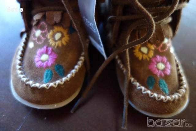 нови велурени ботуши Next, 21.5ти номер, снимка 6 - Детски боти и ботуши - 16387563