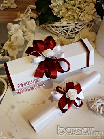 Сватбена покана свитък в кутийка в бордо, снимка 1