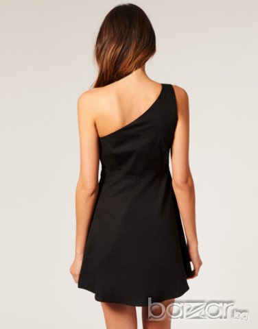 намалена Vero Мoda - Нова рокля М размер, снимка 2 - Рокли - 7574208