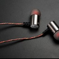 Продавам висококачествени професионални слушалки тип тапи ED3, снимка 3 - Слушалки и портативни колонки - 11506990