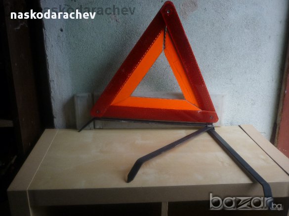 Професионален светлоотразителен авариен триъгълник, снимка 1