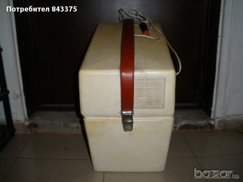 Хладилна чанта - 12 волта, снимка 1