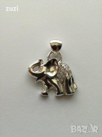 Сребърен медальон Слон с цирконий - 925 сребро