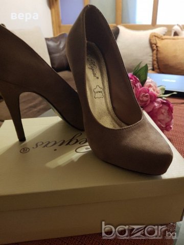 Продавам дамски обувки бежови 38 номер нови  , снимка 2 - Дамски обувки на ток - 21436918