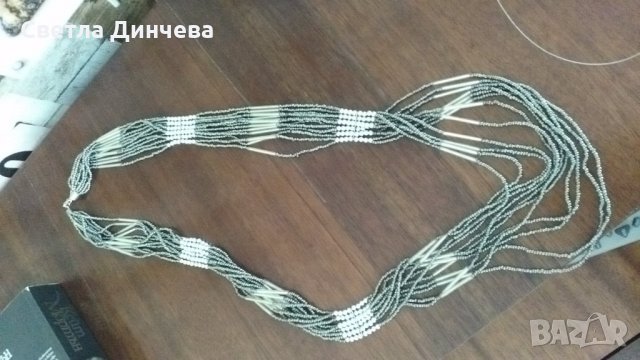 Колие, снимка 3 - Колиета, медальони, синджири - 22223459