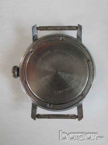 Часовник Восток - 1 , снимка 2 - Антикварни и старинни предмети - 13023219