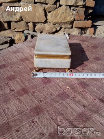 Мраморна кутия, снимка 3 - Антикварни и старинни предмети - 19442802