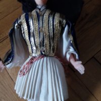 Кукли с национални носии винтидж, снимка 8 - Колекции - 23022676