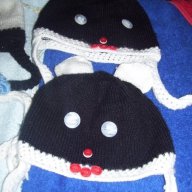 детски ръчно-плетени зимни шапки-3-4г., снимка 3 - Шапки, шалове и ръкавици - 8537025