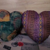 Две декоративни възглавници Сърце, снимка 1 - Възглавници - 20359297