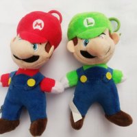 Супер Марио SUPER Mario Луиджи малка плюшена играчка ключодържател, снимка 1 - Плюшени играчки - 25886287