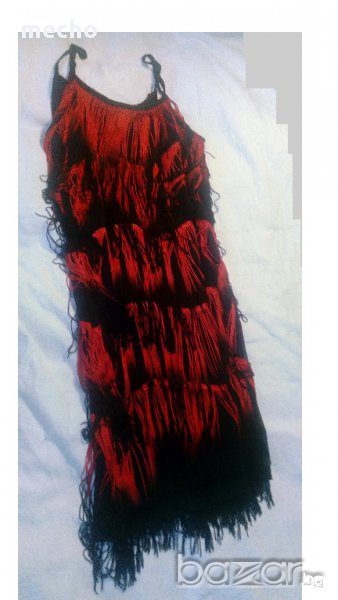 Рокля с ресни в черно и червено, снимка 1