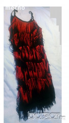 Рокля с ресни в черно и червено, снимка 1 - Рокли - 17708675