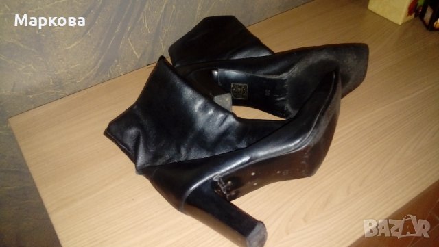 Дамски черни боти с ток, снимка 2 - Дамски боти - 23118097