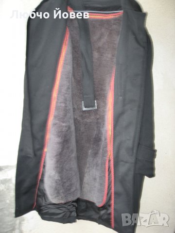 Продавам ново мъжко Манто с подплата., снимка 3 - Якета - 24284325