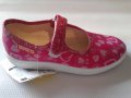 Детски пантофки от памучен текстил, снимка 1 - Бебешки обувки - 9856783