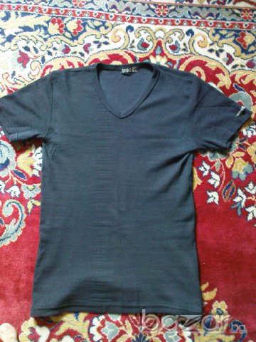 Ластъчна тениска Versace, снимка 3 - Тениски - 7562184