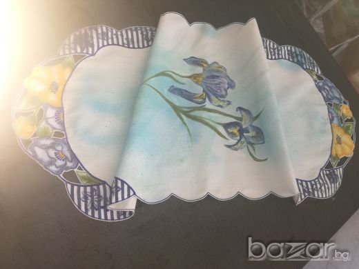 Ръчно рисуван и бродиран тишлайфер, снимка 4 - Декорация за дома - 19371864