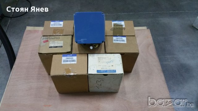 Управление за вентилатори Johnson Controls P215ST-9100, снимка 2 - Други машини и части - 19796736