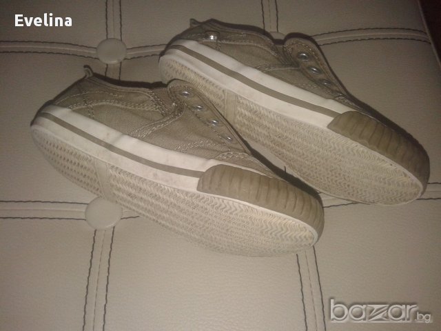 Детски кецове BENETTON, снимка 4 - Детски гуменки - 16212136