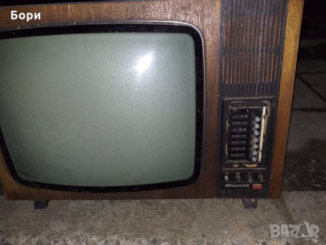 Телевизор София 22, снимка 2 - Телевизори - 25112126