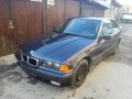 БМВ 318ТД Компакт-На части, снимка 4