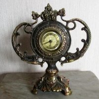 стар настолен часовник, снимка 1 - Антикварни и старинни предмети - 20069087