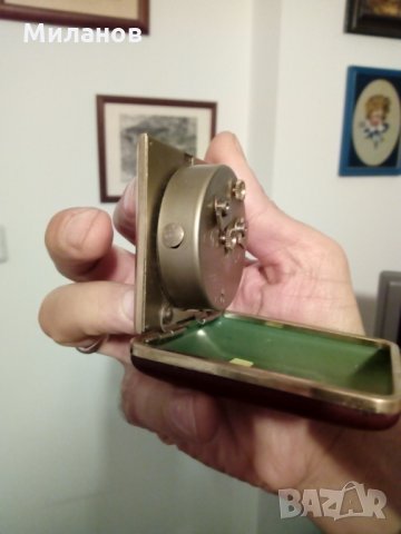 Немски механичен часовник, снимка 4 - Антикварни и старинни предмети - 23167817