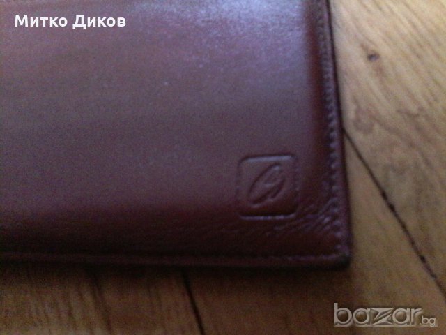 Портфейл квадрат с уста -естествена кожа, снимка 2 - Портфейли, портмонета - 20845225