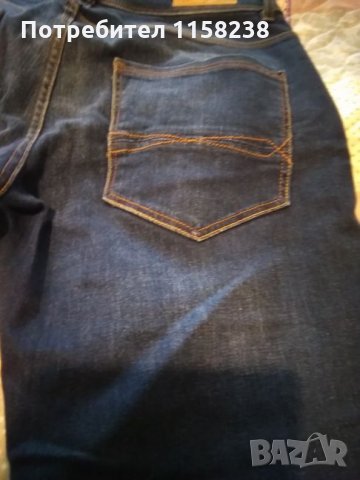 Дънки Bershka тип бойфренд. Нови!, снимка 6 - Дънки - 23844529